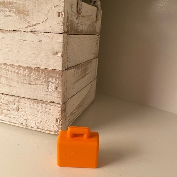 Lego Duplo ORANGE SUITCASE CASE BRIEFCASE Home Office Luggage Airport - Picture 2 of 16